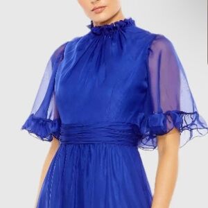 Mac Duggal Elegant Blue Long Sleeve Dress